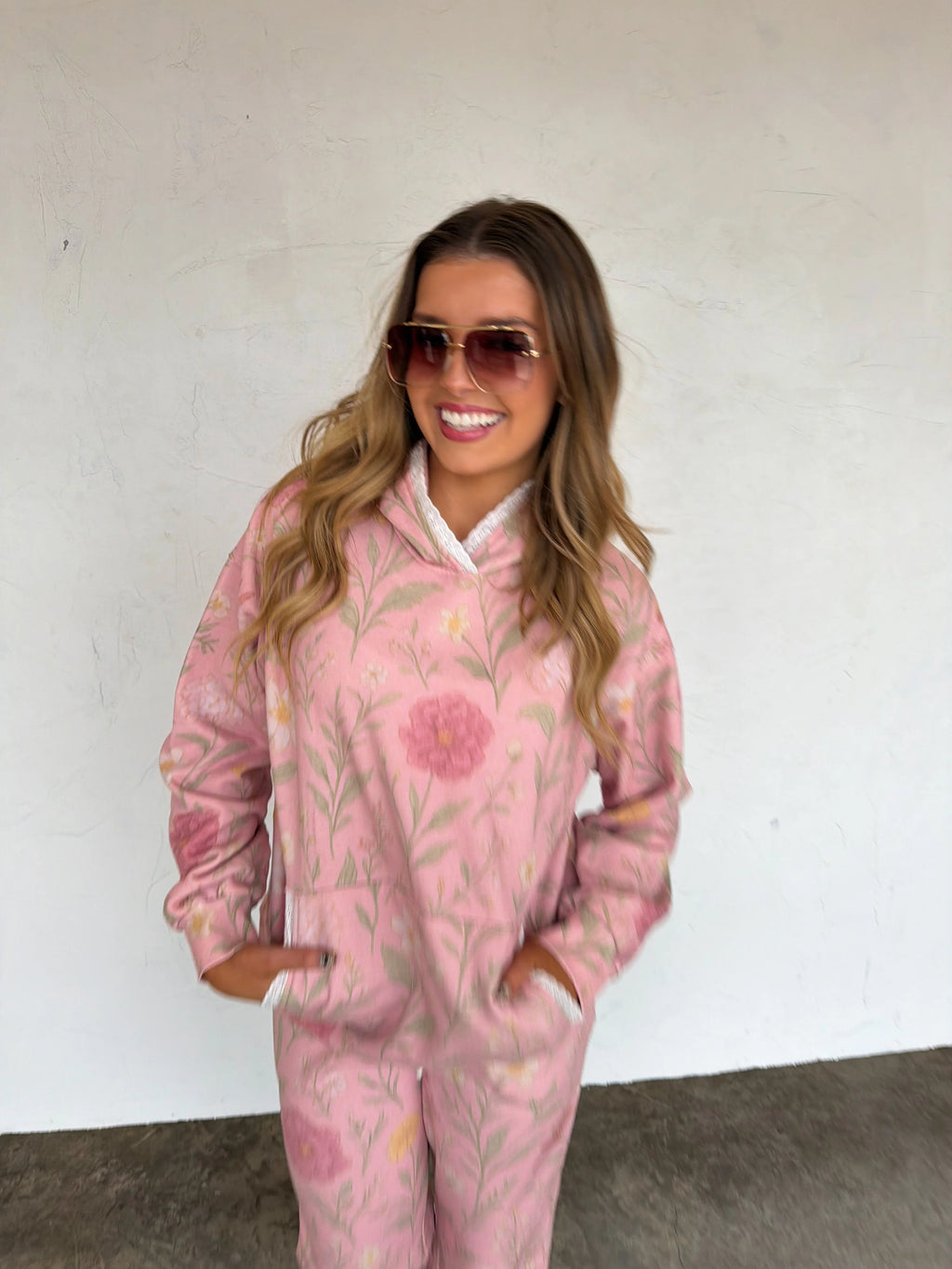 Lila Lace Hoodie Pullover