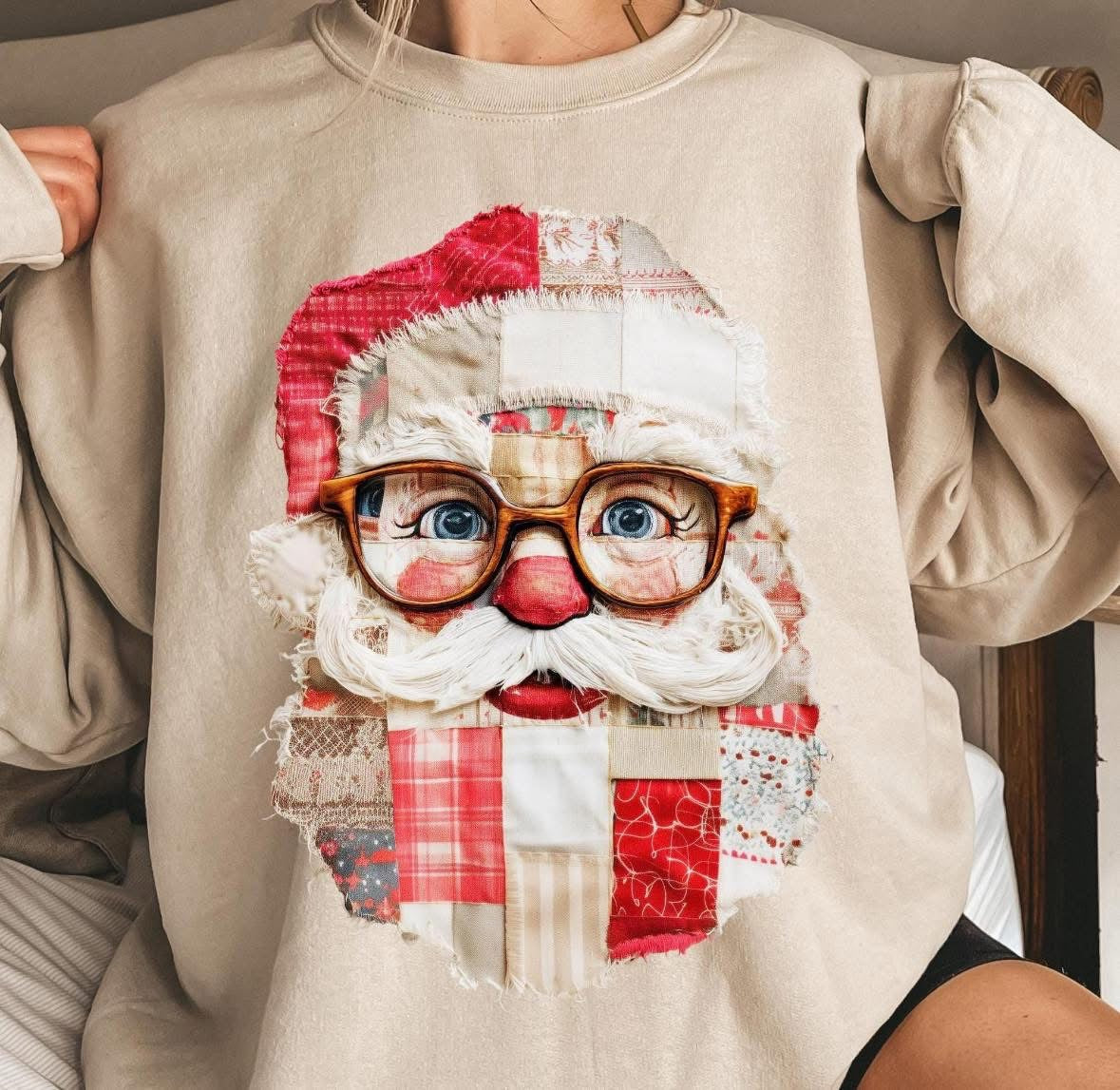 Quilted Santa Traditional Colors Crew