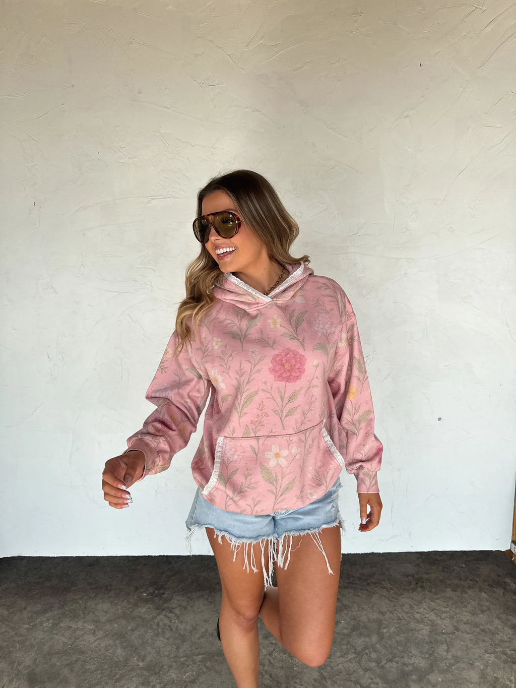 Lila Lace Hoodie Pullover