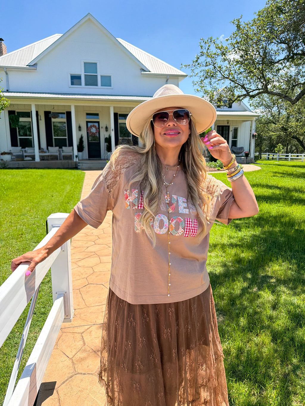 Luna Tee