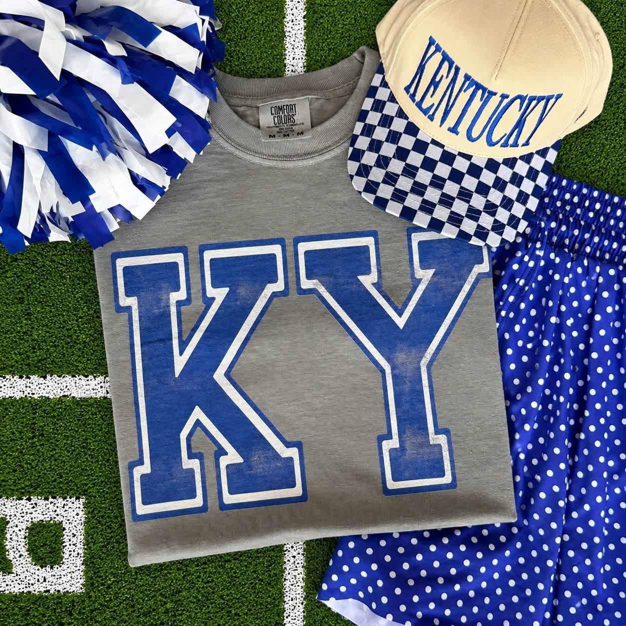 KY Distressed Tee