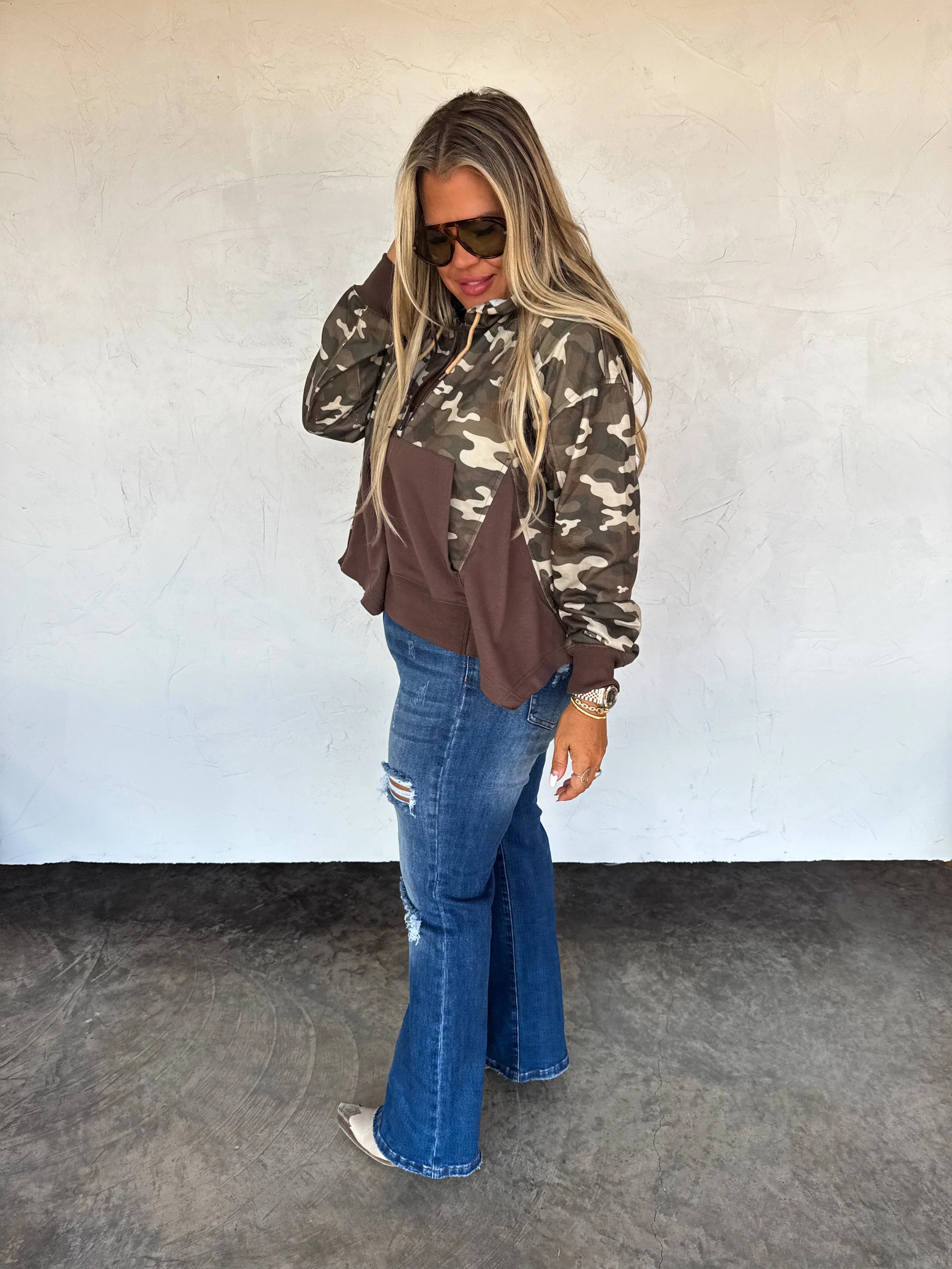 The Hunter Half Zip Hoodie Pullover