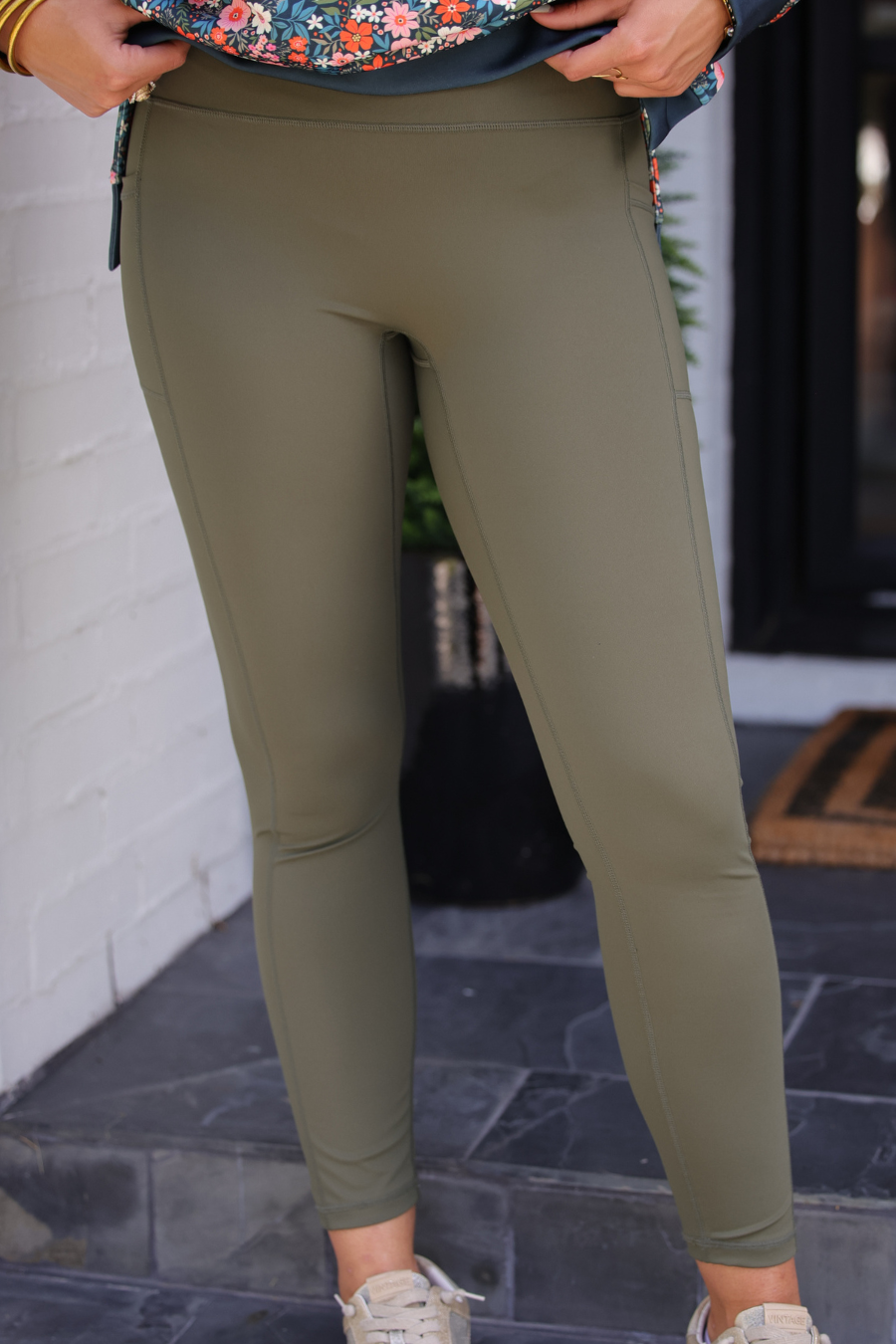 Willow Olive Pocket Leggings