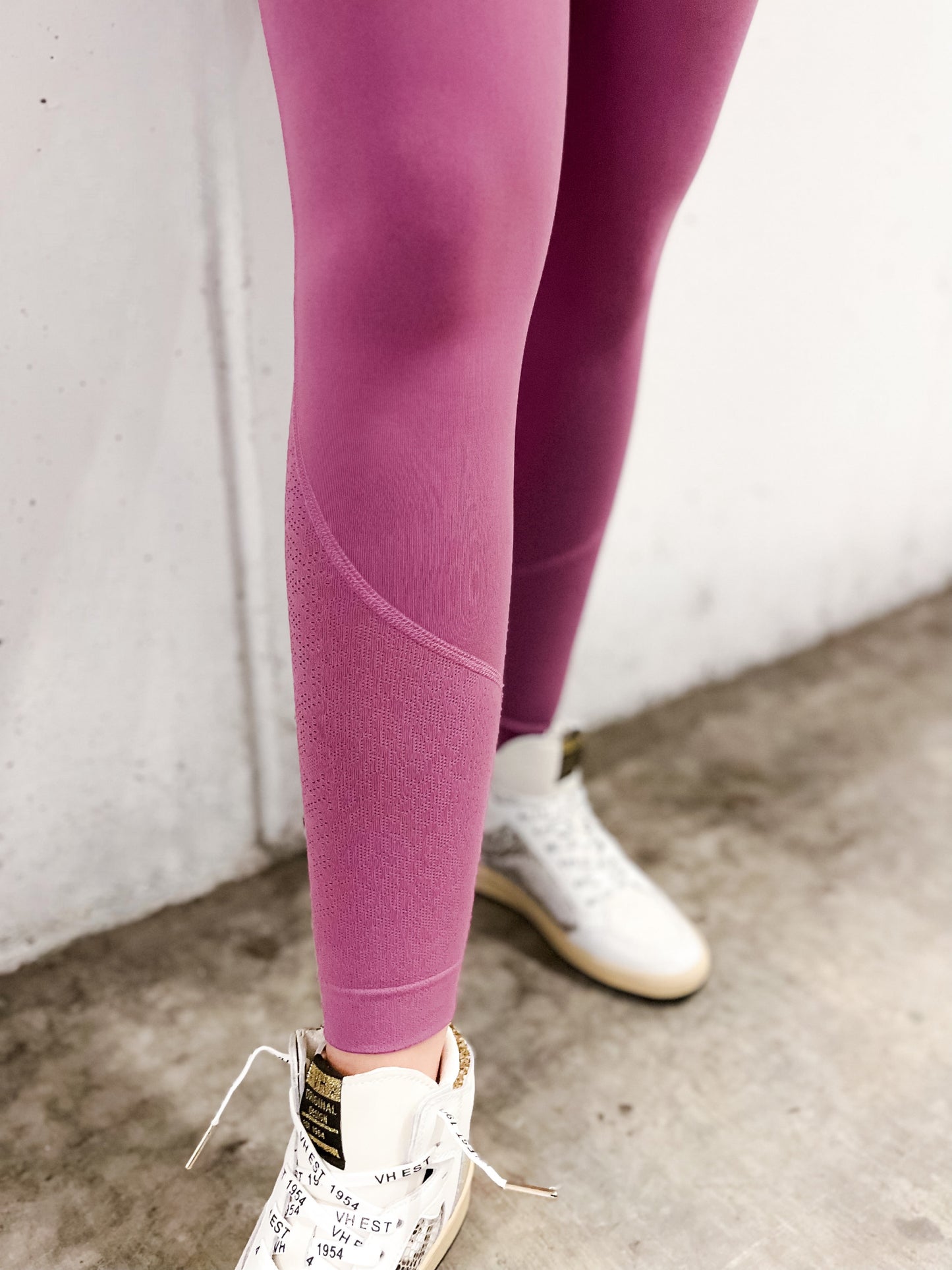 Get Moving Plum Leggings