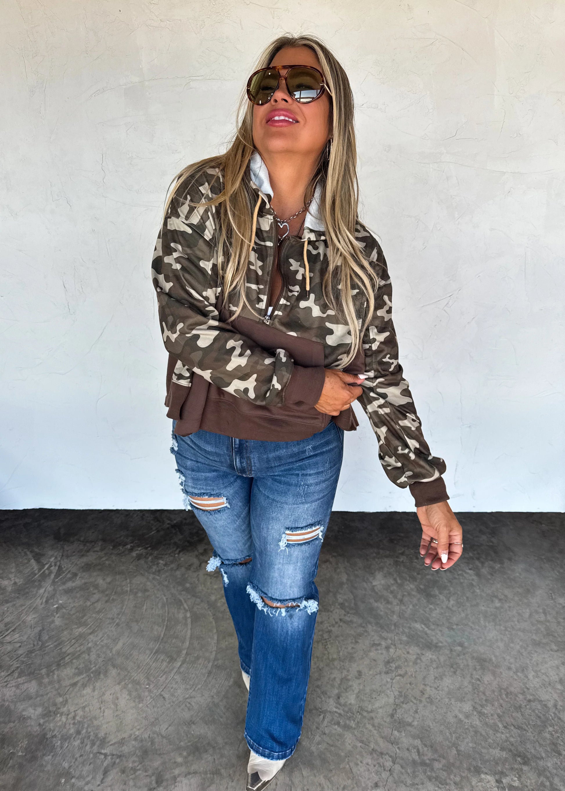 The Hunter Half Zip Hoodie Pullover