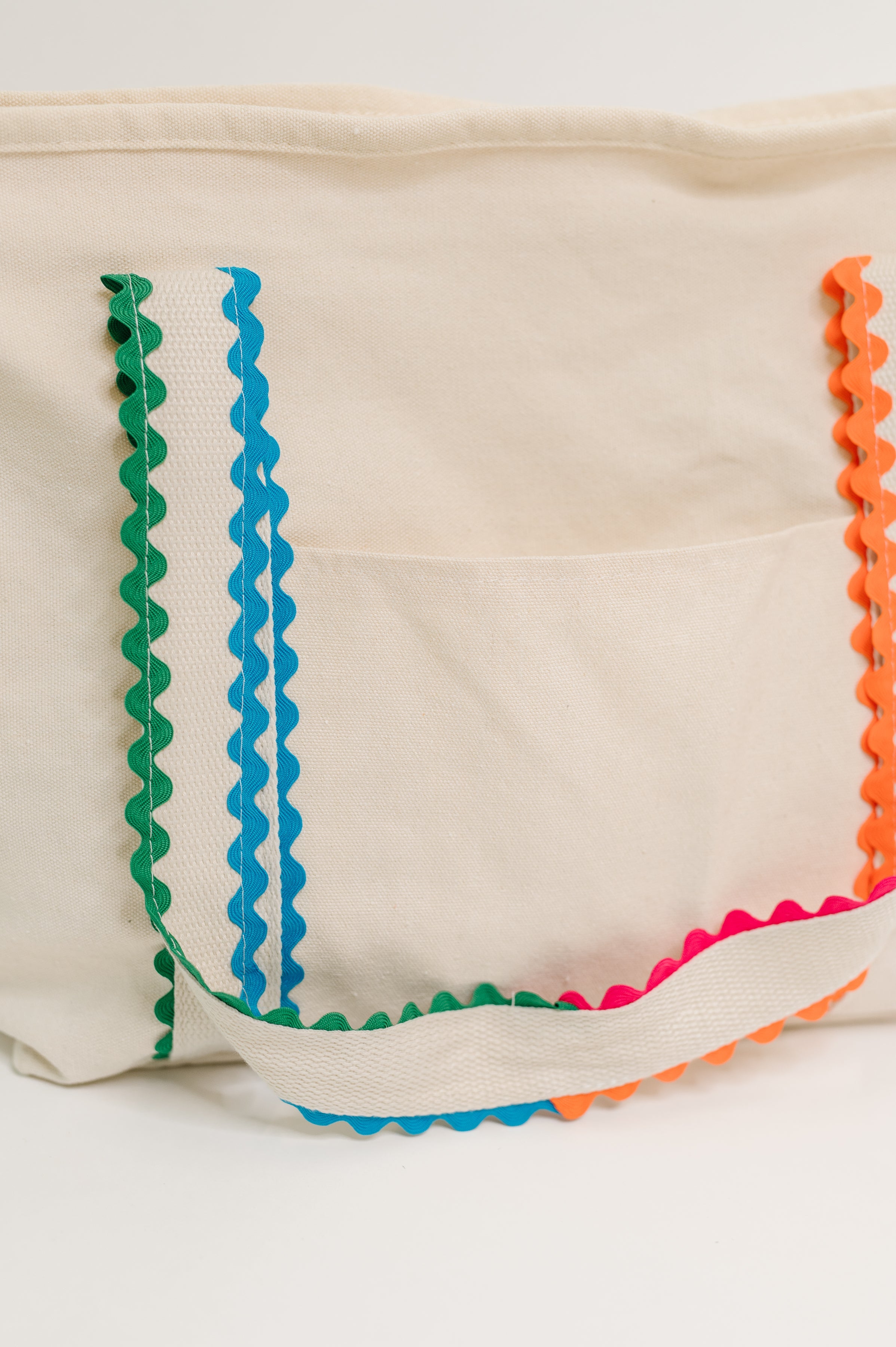 Hollis Scallop Tote