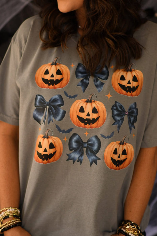Pumpkins & Bows Tee