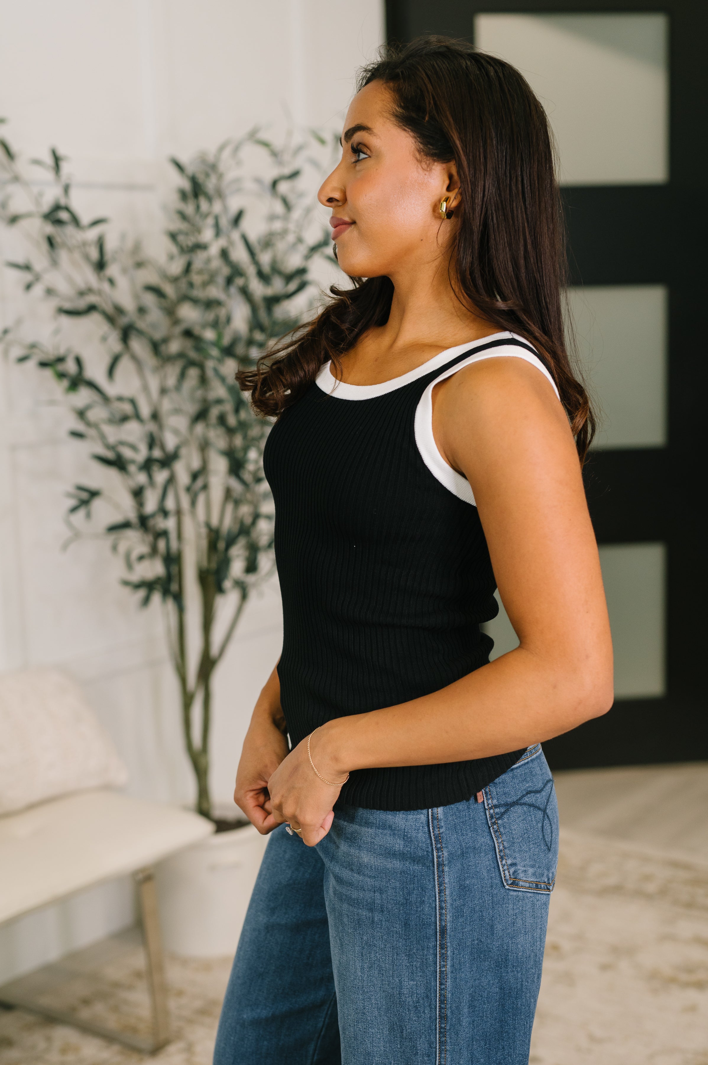 Clove Tank in Black