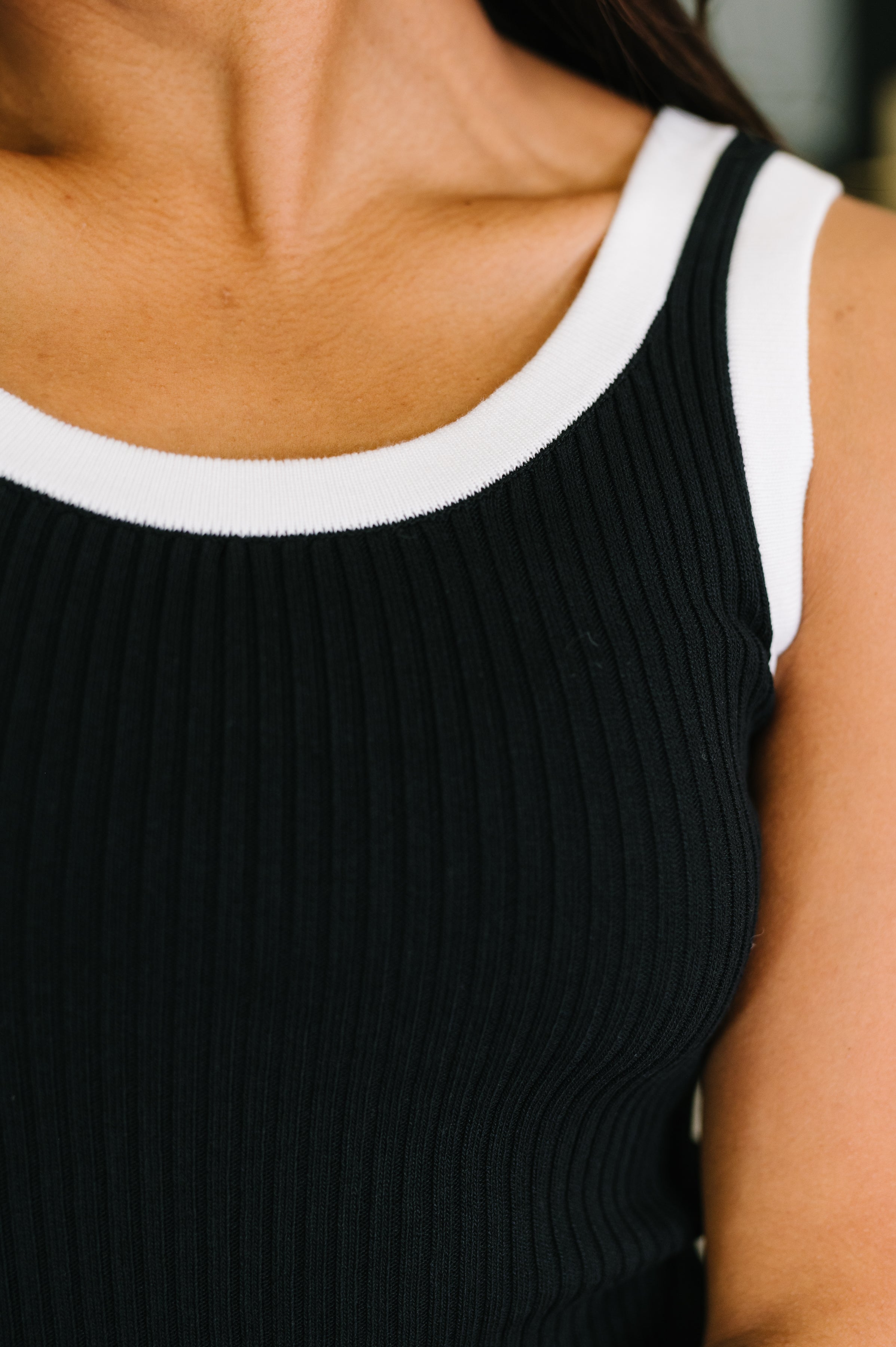 Clove Tank in Black