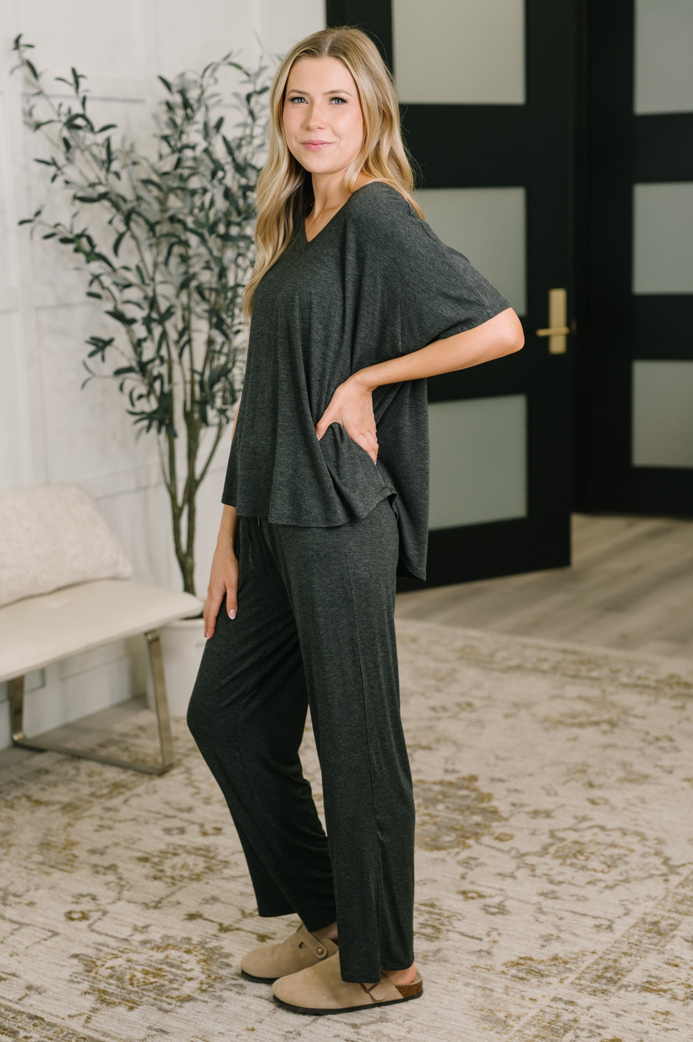 Clark Lounge Set in Charcoal