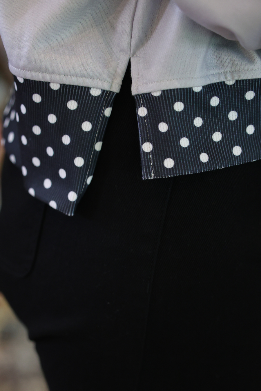 Noelle Bow Tree Pullover