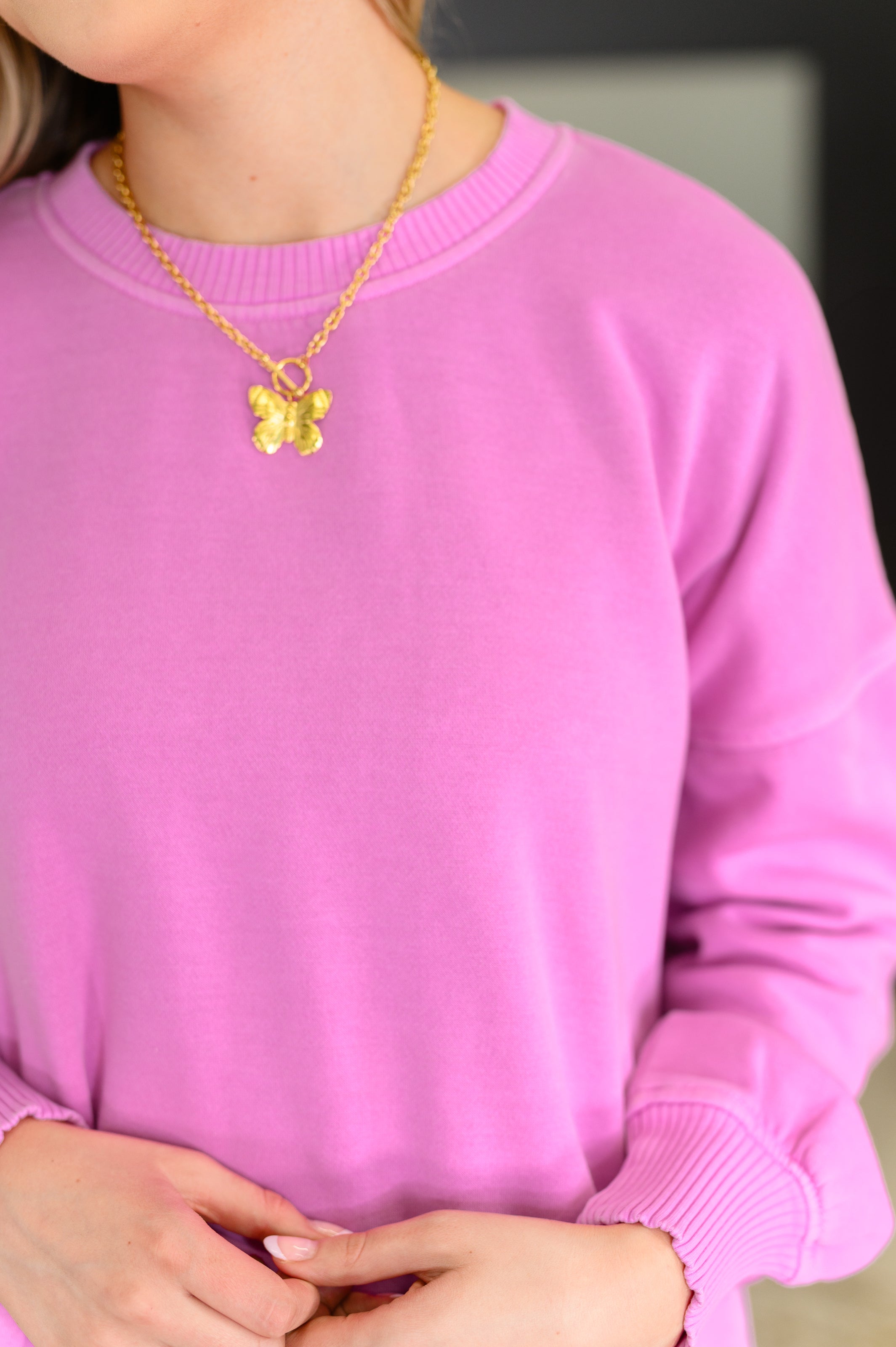 Talk Cozy to Me Stepped Hem Pullover in Bright Mauve